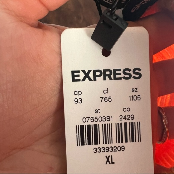 3/$30 🍂 Express Light Orange Knit Ribbed Skirt - Picture 9 of 10